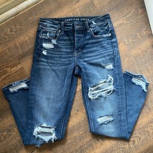 Ripped American Eagel skinny jeans